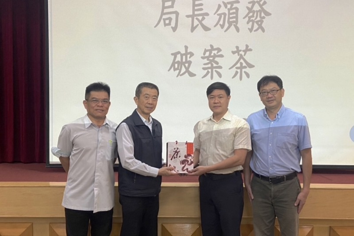 局長訪視刑大工作肯定同仁 