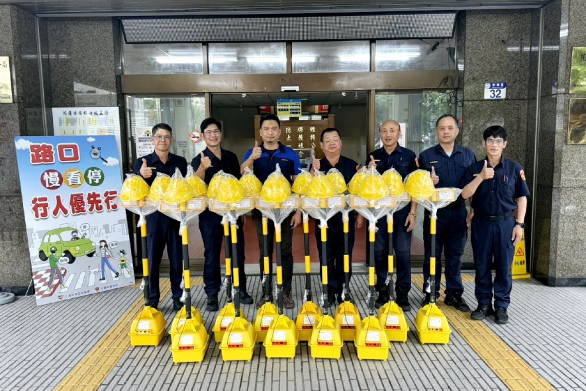 新竹佛院助花蓮警防災物資 