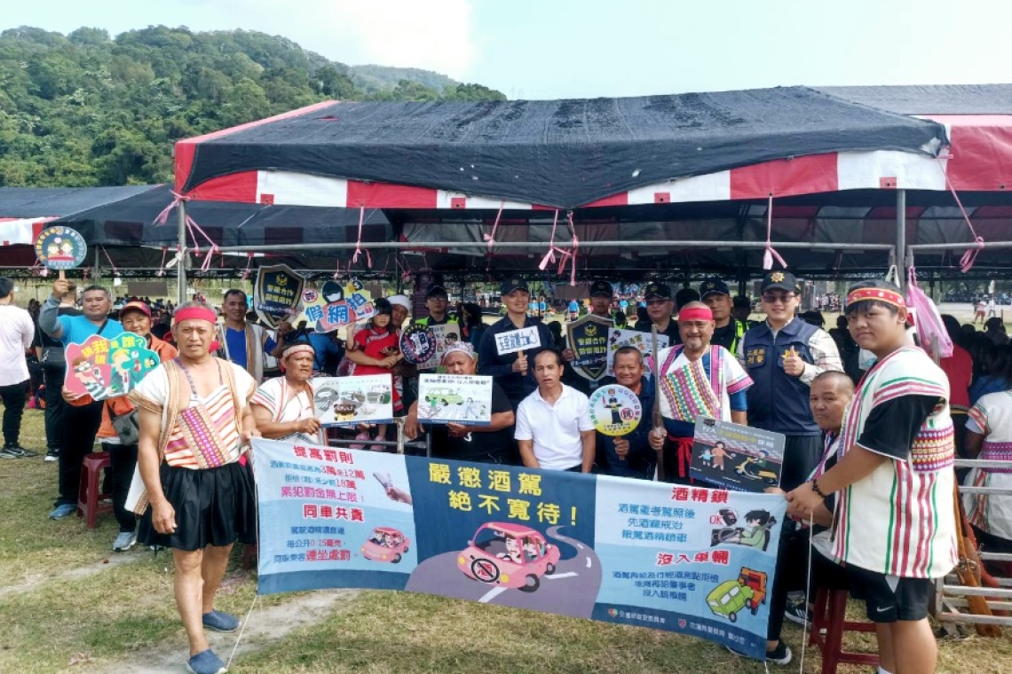 傳統與現代結合／卓溪射耳祭警民互動