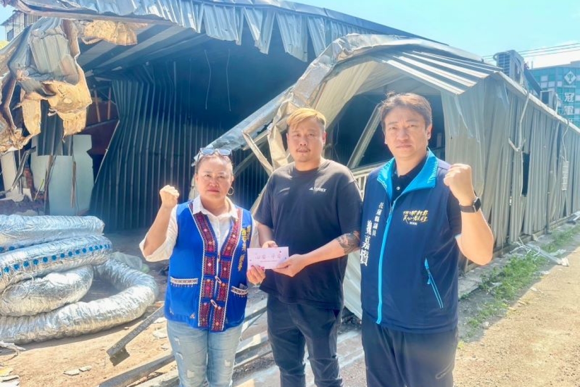 地六攤牛排因震損毀／愛花蓮基金會帶來慰問金勉東山再起
