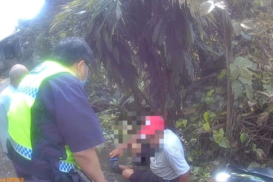 老翁情緒波動引跌倒