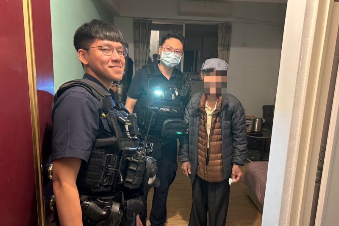 失智老翁流落街頭／吉安警溫馨陪伴送翁返家