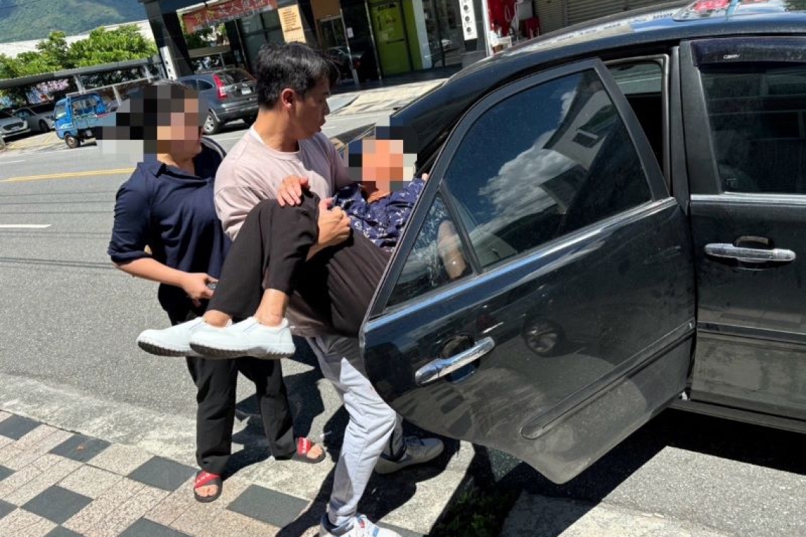 走著走著就忘了╱吉安警助老婦返家