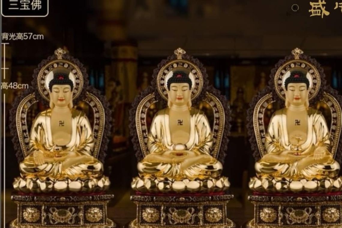 盛凡 三寶佛】  為您帶來心靈的平靜與祥和🙏🏻🙏🏻🙏🏻  三寶佛包含釋迦牟尼佛、藥師佛和阿彌陀佛三尊佛像，
