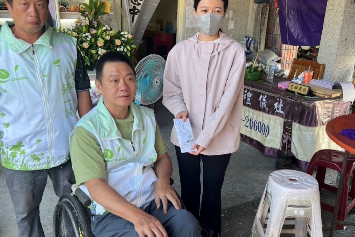 吉安警分局愛心不落人後／牛筋草關懷公益協會捐棺大愛