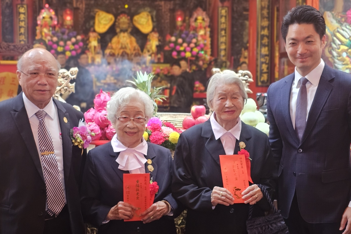 蔣萬安市府團隊～松山慈祐宮 九九重陽敬老 95歲阿媽