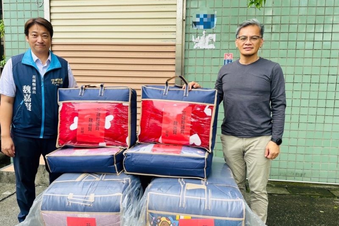 康芮颱風重創紅葉村魏嘉賢簡智隆議員送暖捐贈物資關懷部落長者