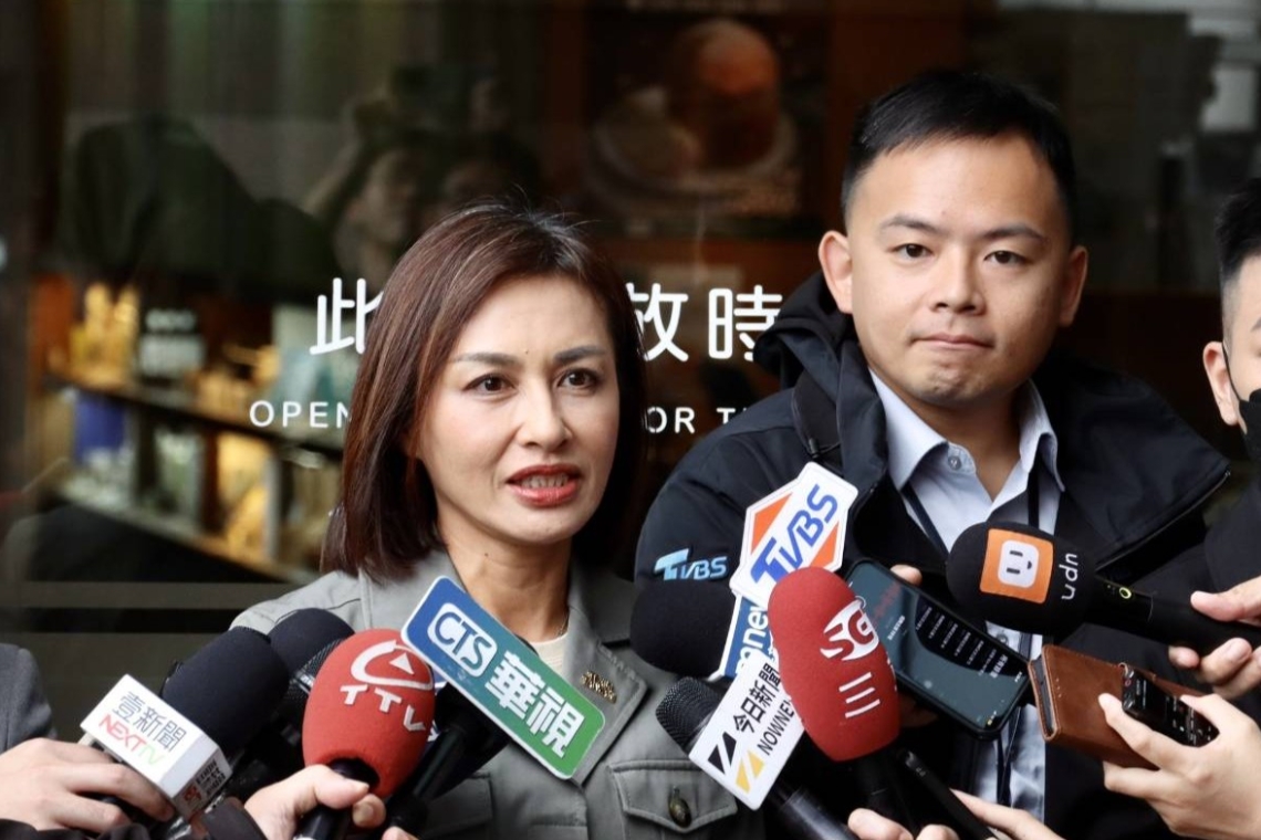 搶頭香！邱議瑩率先完成高雄市長初選登記