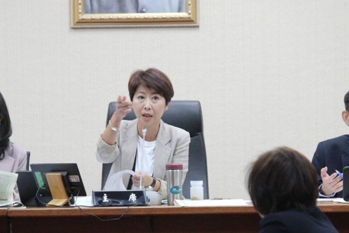 放下初選行程∣陳亭妃留守第一線防颱