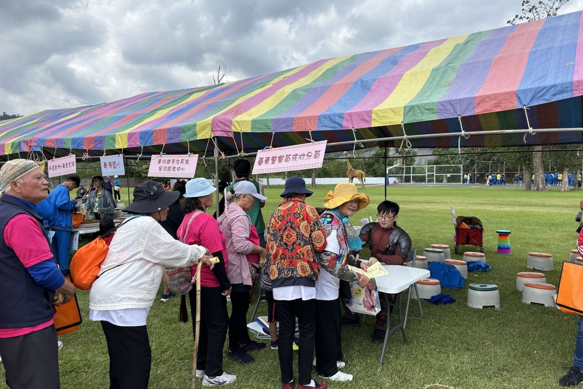 泰源國小運動會吸睛活動∣成功分局以創意宣導提升安全意識