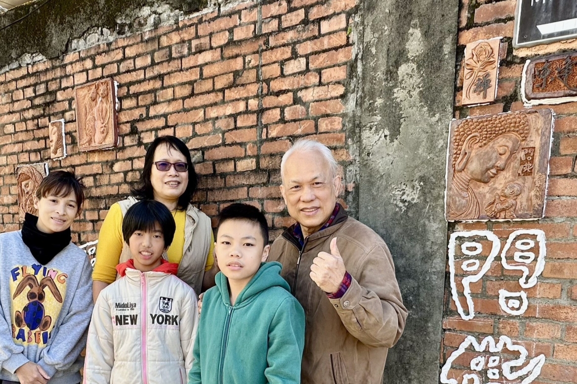 磚雕薪火相傳八年│蔡惠瑜《聖愛》作品注入城市人文溫度