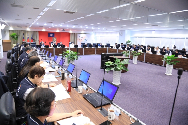 會中除針對112年溫室氣體減量進行成果報告也審查113_115年氣候變遷調適執行方案.jpg